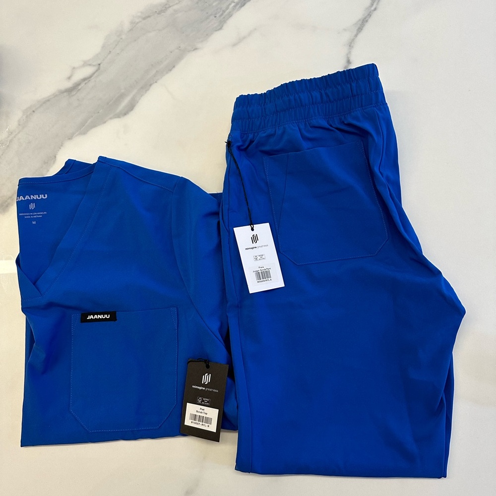 Jaanuu Women’s Royal Blue Set